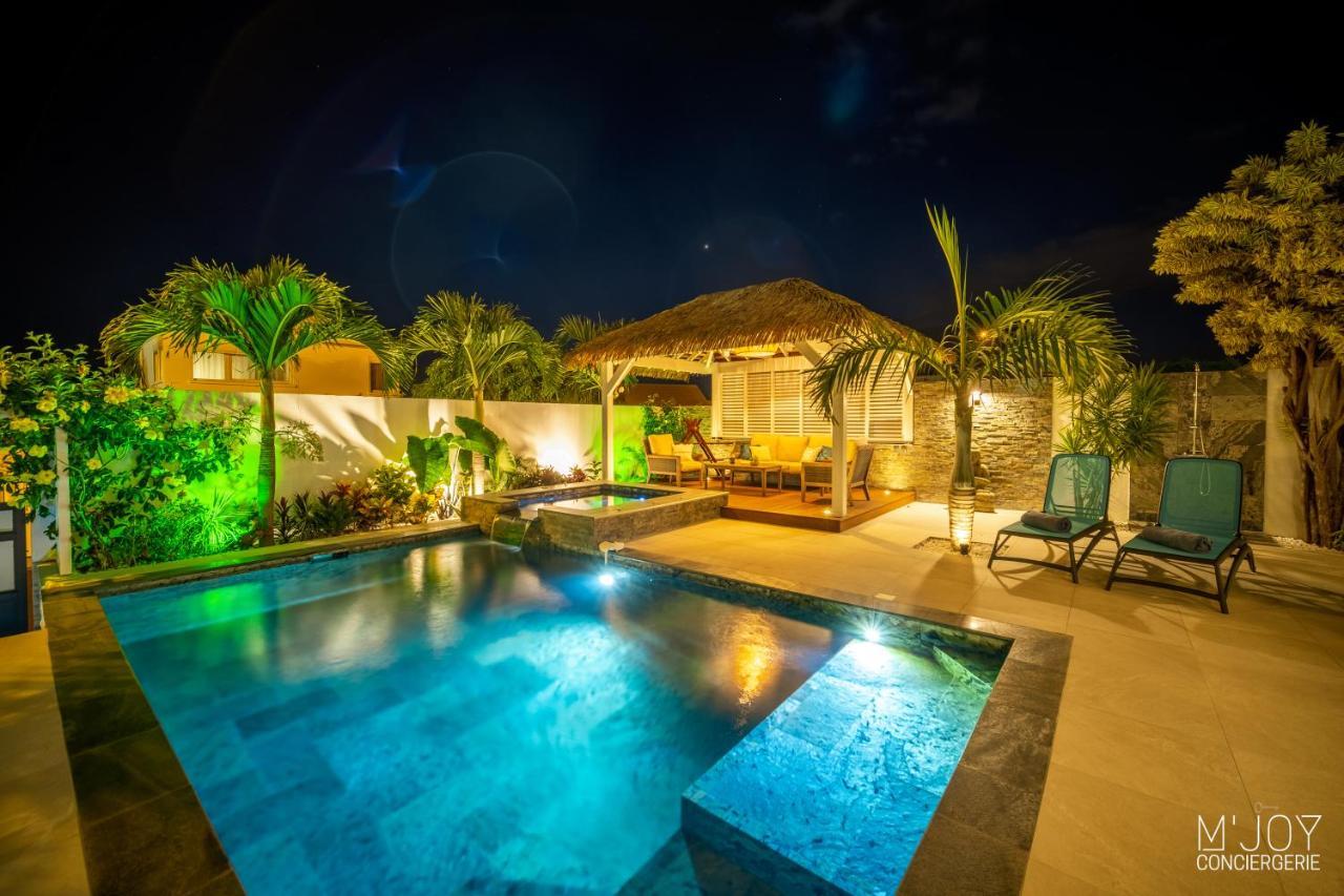 La Villa Rosaya - Piscine & Jacuzzi Сен-Пьер Экстерьер фото